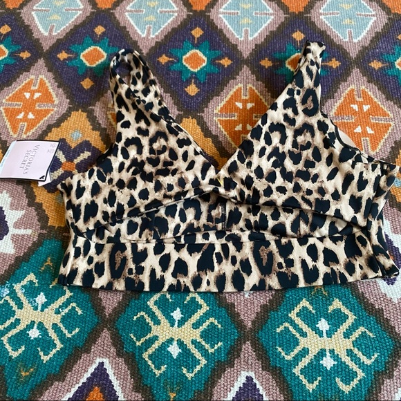 Victoria’s Secret Cheetah Minimum Support Bra w/ renovable pads Large BRAND NEW - Picture 4 of 9